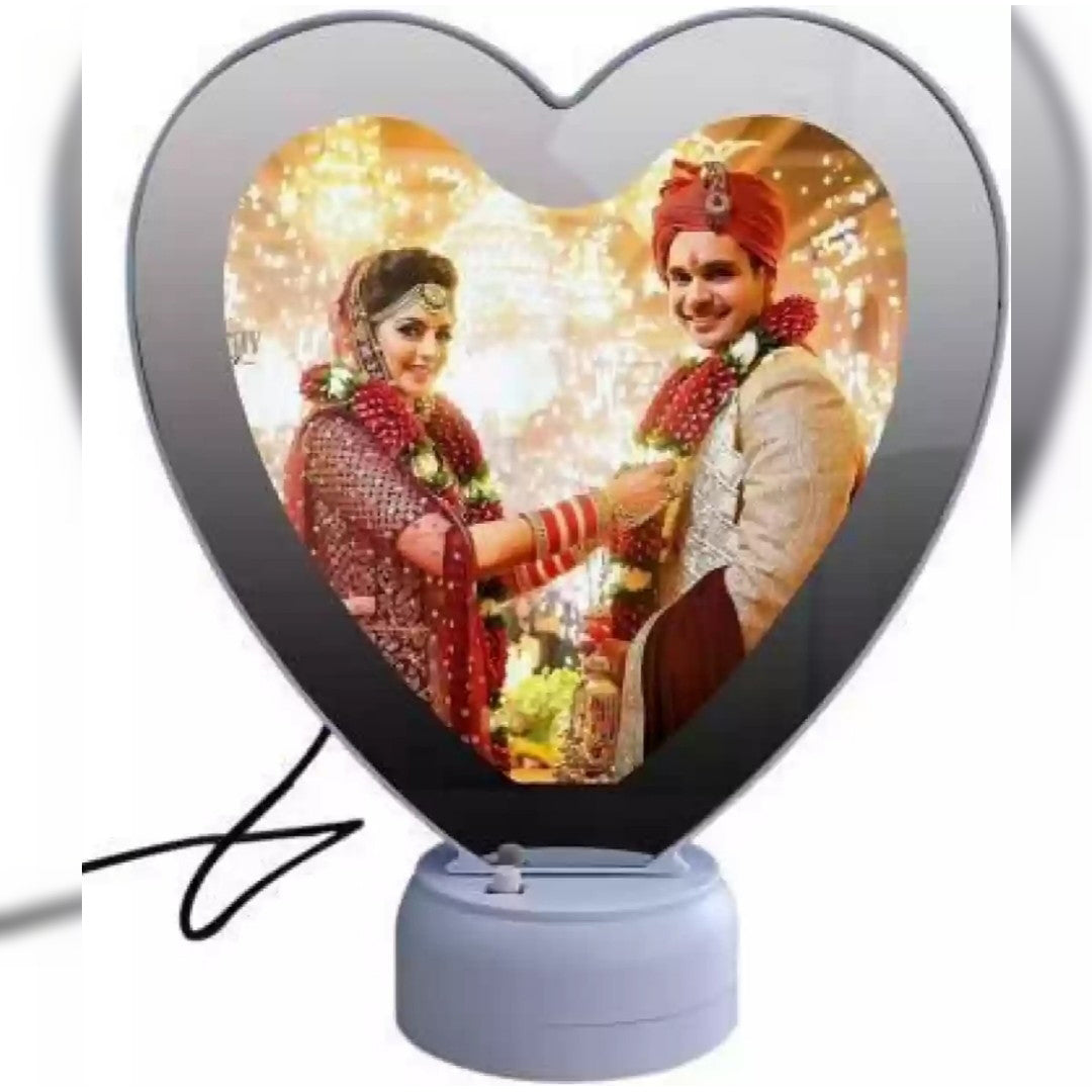 Small Mirror Dil – Heart-Shaped Decorative Mirror for Home & Gifting